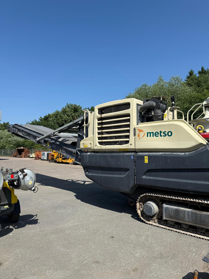 Metso LT220GP - Konusna drobilica: slika Metso LT220GP - Konusna drobilica Metso LT220GP - Konusna drobilica: slika Metso LT220GP - Konusna drobilica
