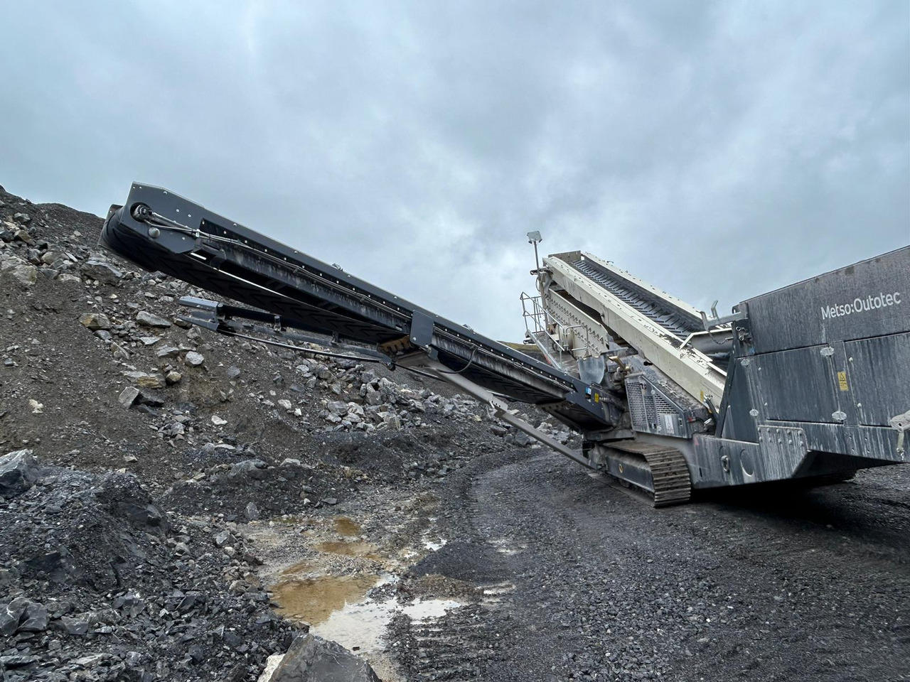 Metso S4.9 - Screener: slika Metso S4.9 - Screener Metso S4.9 - Screener: slika Metso S4.9 - Screener