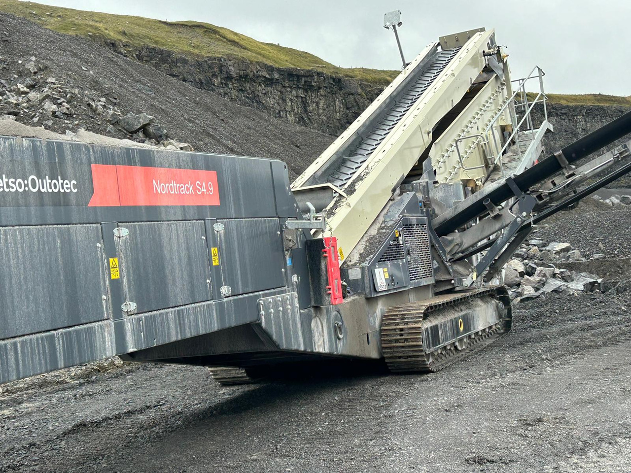 Metso S4.9 - Screener: slika Metso S4.9 - Screener Metso S4.9 - Screener: slika Metso S4.9 - Screener