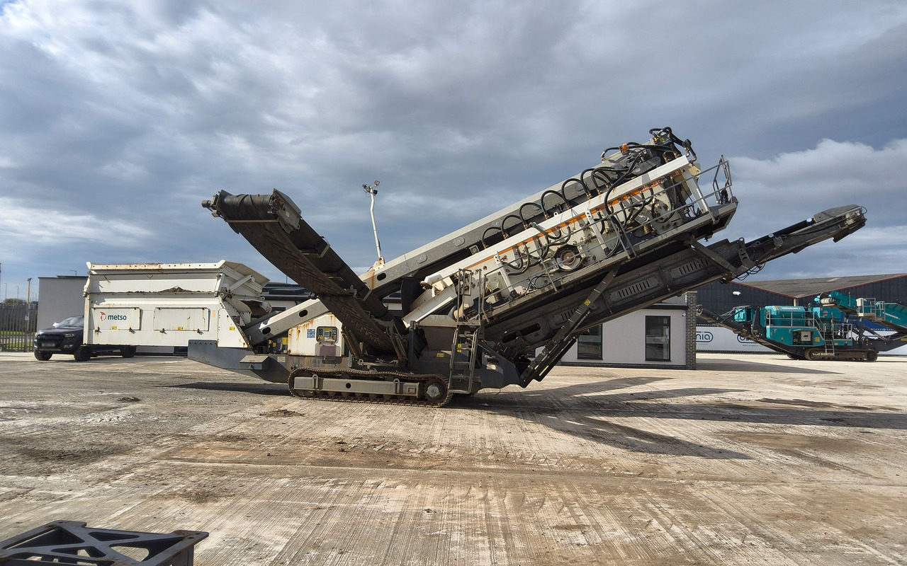 Metso ST4.8 - Screener: slika Metso ST4.8 - Screener Metso ST4.8 - Screener: slika Metso ST4.8 - Screener