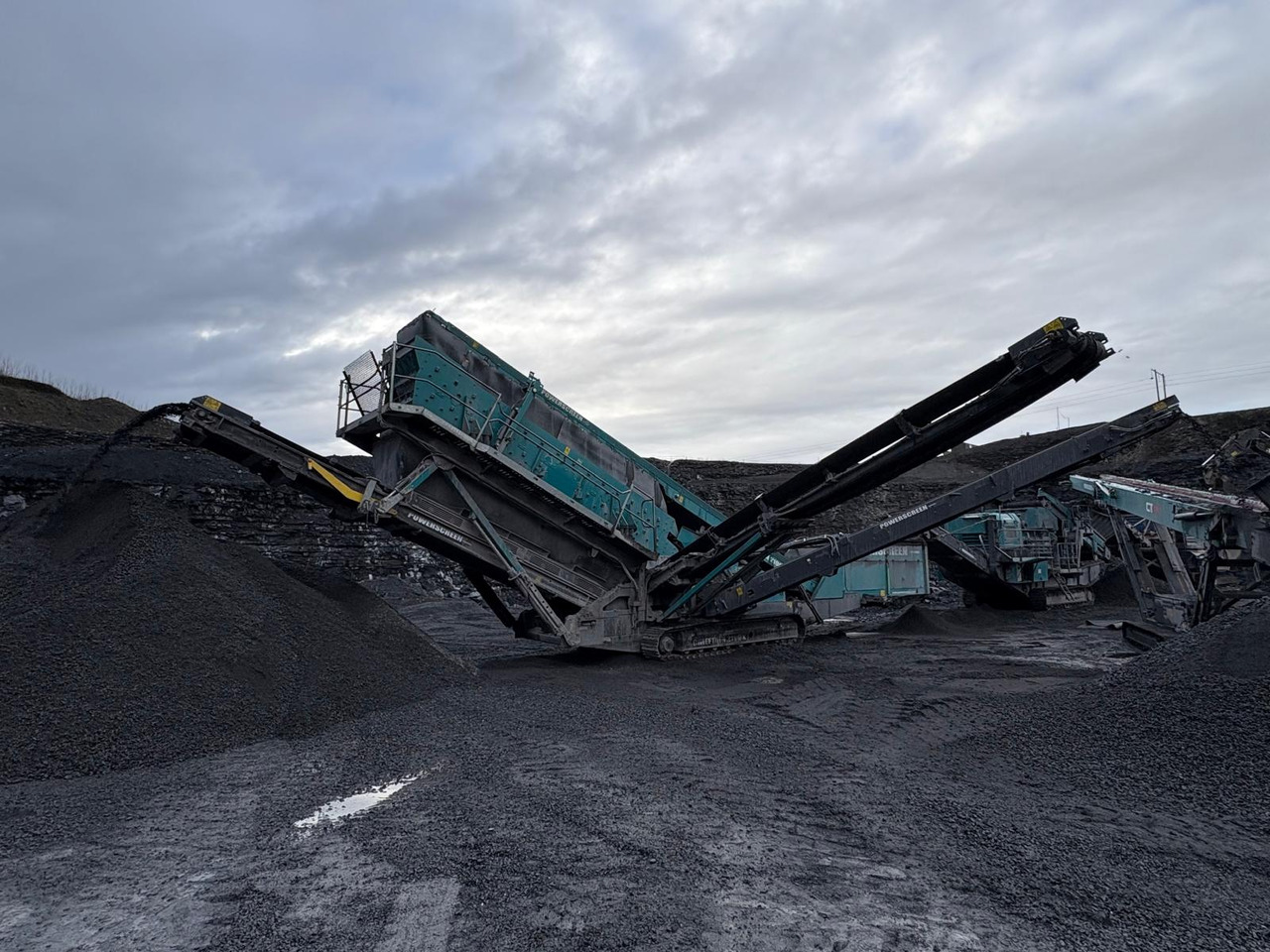 Powerscreen Chieftain 2100x - Screener: slika Powerscreen Chieftain 2100x - Screener Powerscreen Chieftain 2100x - Screener: slika Powerscreen Chieftain 2100x - Screener