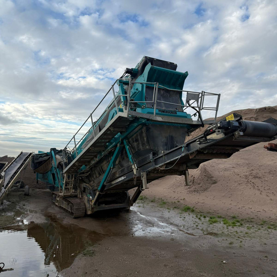 Powerscreen Chieftain 2200 2D - Screener: slika Powerscreen Chieftain 2200 2D - Screener Powerscreen Chieftain 2200 2D - Screener: slika Powerscreen Chieftain 2200 2D - Screener