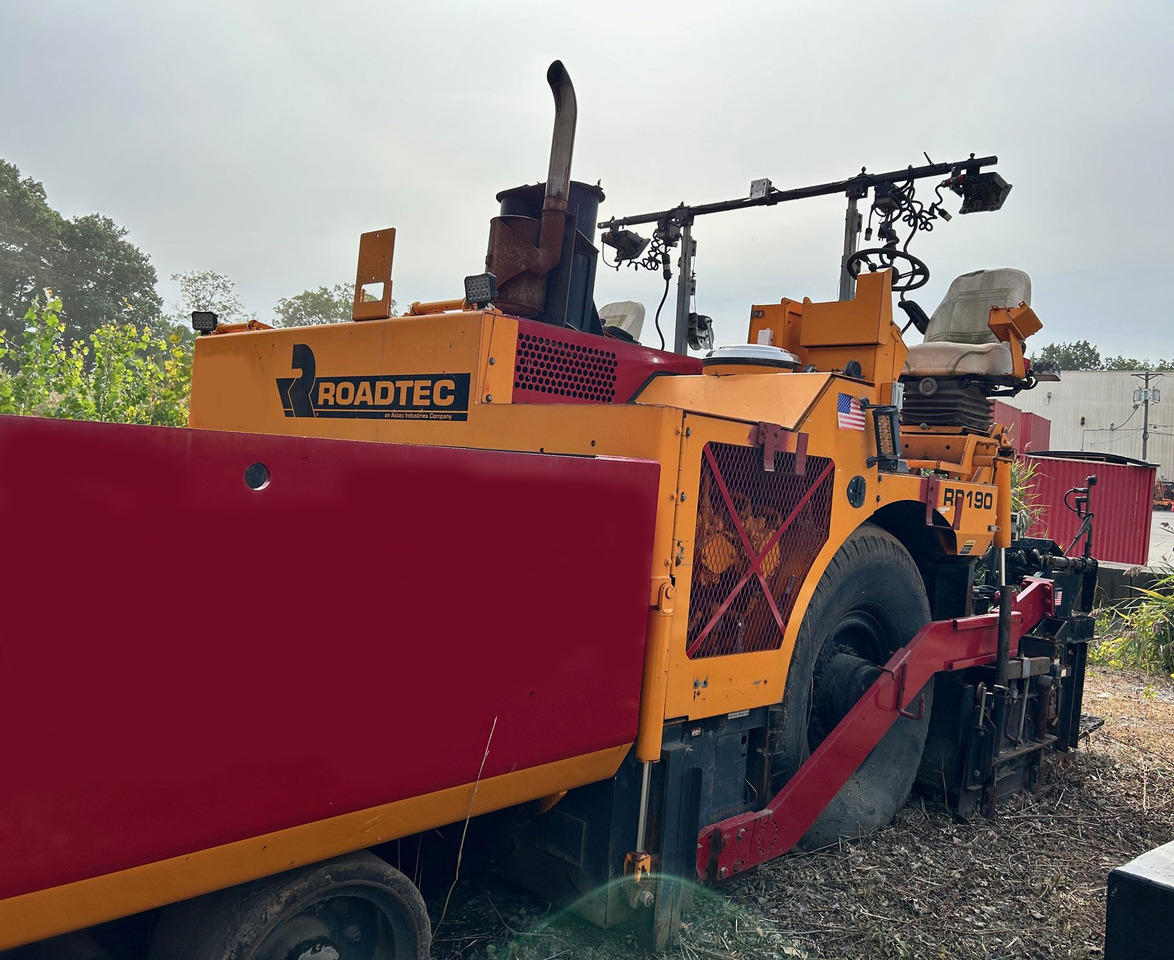 Roadtec RP-190 - Finišer za asfalt: slika Roadtec RP-190 - Finišer za asfalt Roadtec RP-190 - Finišer za asfalt: slika Roadtec RP-190 - Finišer za asfalt