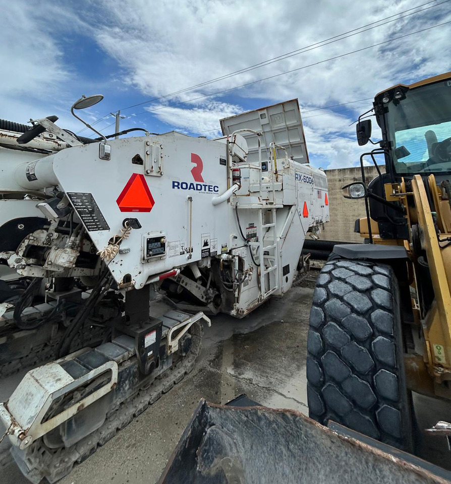 Roadtec RX-600E - Hladni planer: slika Roadtec RX-600E - Hladni planer Roadtec RX-600E - Hladni planer: slika Roadtec RX-600E - Hladni planer