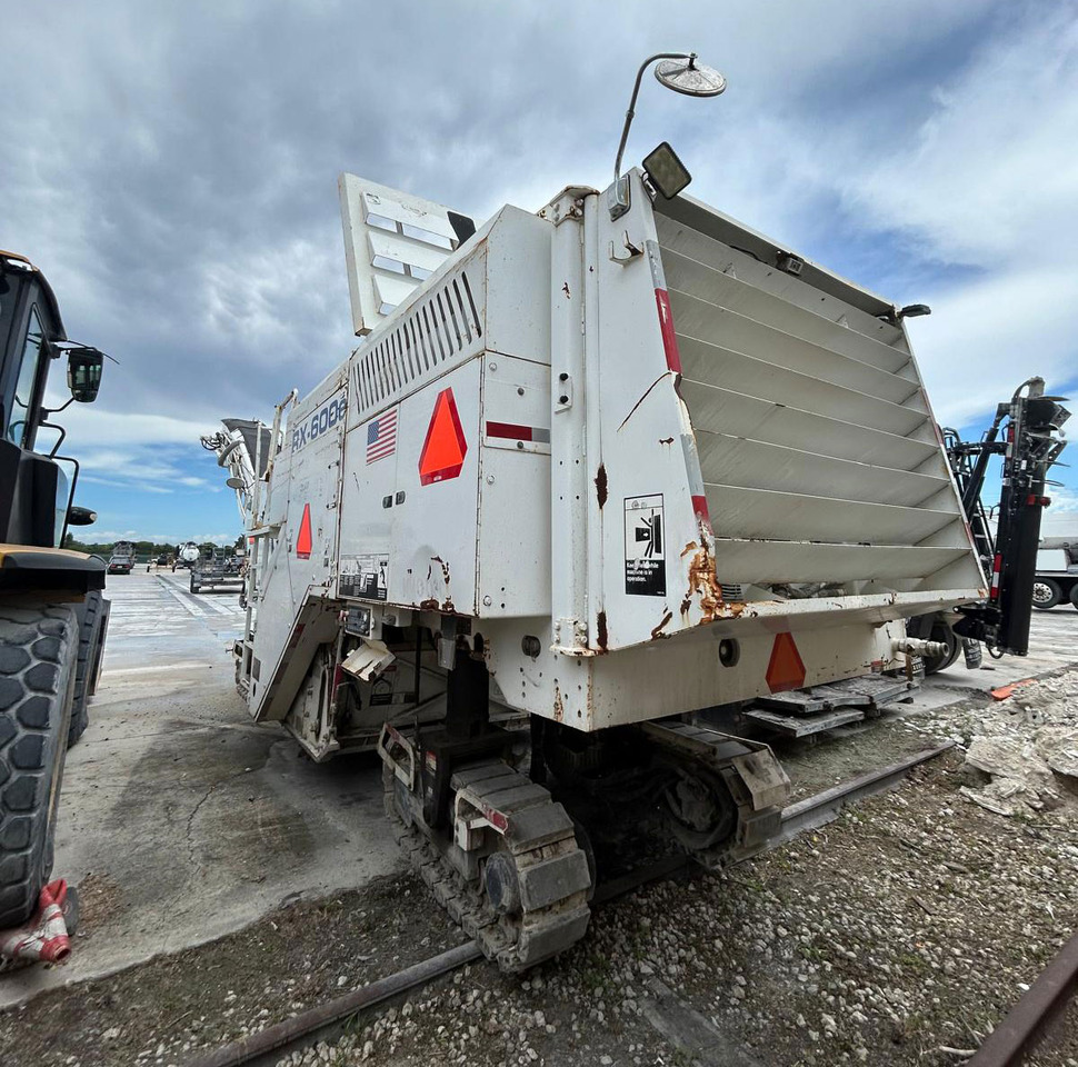 Roadtec RX-600E - Hladni planer: slika Roadtec RX-600E - Hladni planer Roadtec RX-600E - Hladni planer: slika Roadtec RX-600E - Hladni planer