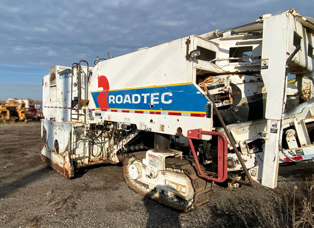 Roadtec RX-60C - Hladni planer: slika Roadtec RX-60C - Hladni planer Roadtec RX-60C - Hladni planer: slika Roadtec RX-60C - Hladni planer
