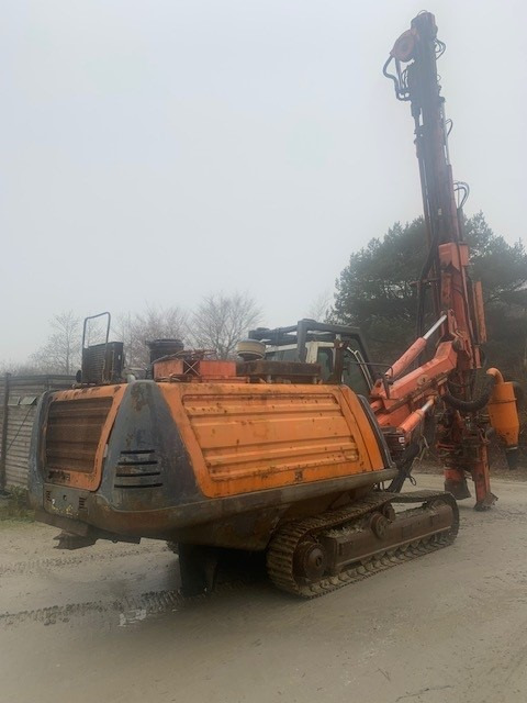 Sandvik DI500 - Platforma za bušenje: slika Sandvik DI500 - Platforma za bušenje Sandvik DI500 - Platforma za bušenje: slika Sandvik DI500 - Platforma za bušenje