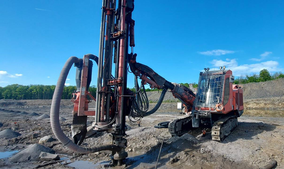 Sandvik DP1500 - Platforma za bušenje: slika Sandvik DP1500 - Platforma za bušenje Sandvik DP1500 - Platforma za bušenje: slika Sandvik DP1500 - Platforma za bušenje