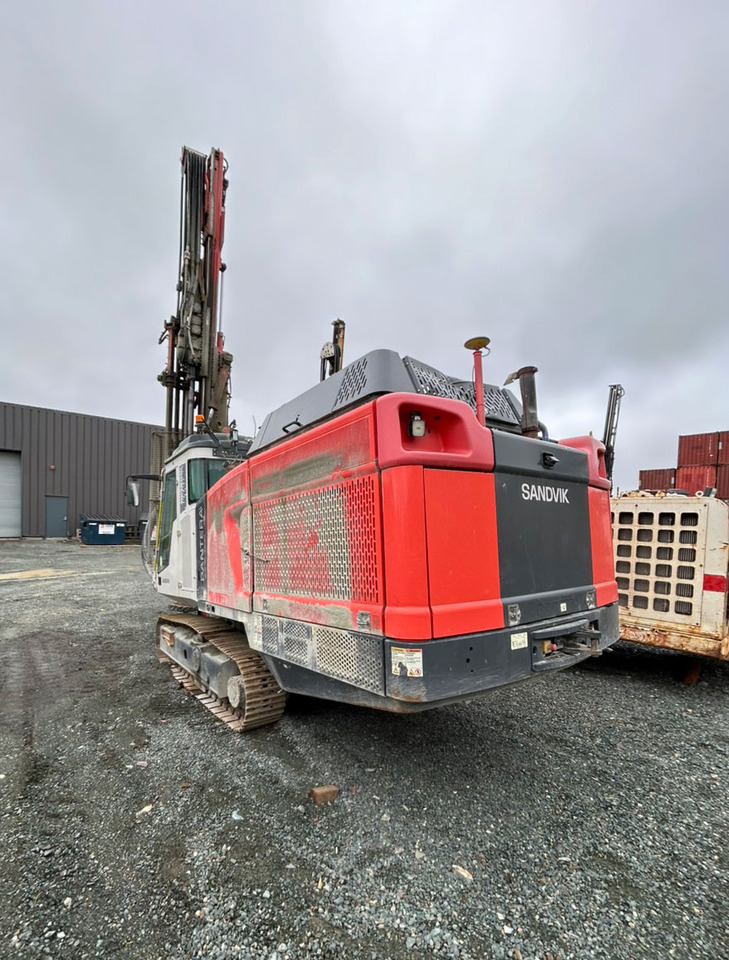 Sandvik DP1600i - Platforma za bušenje: slika Sandvik DP1600i - Platforma za bušenje Sandvik DP1600i - Platforma za bušenje: slika Sandvik DP1600i - Platforma za bušenje