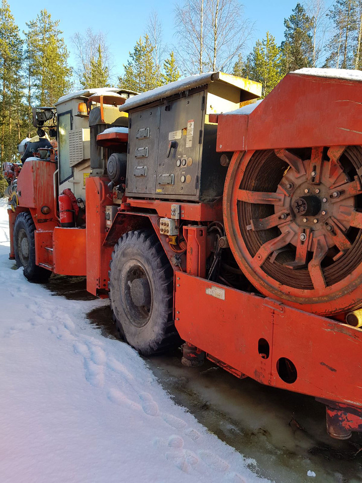 Sandvik DS520-TC - Rudarski strojevi: slika Sandvik DS520-TC - Rudarski strojevi Sandvik DS520-TC - Rudarski strojevi: slika Sandvik DS520-TC - Rudarski strojevi