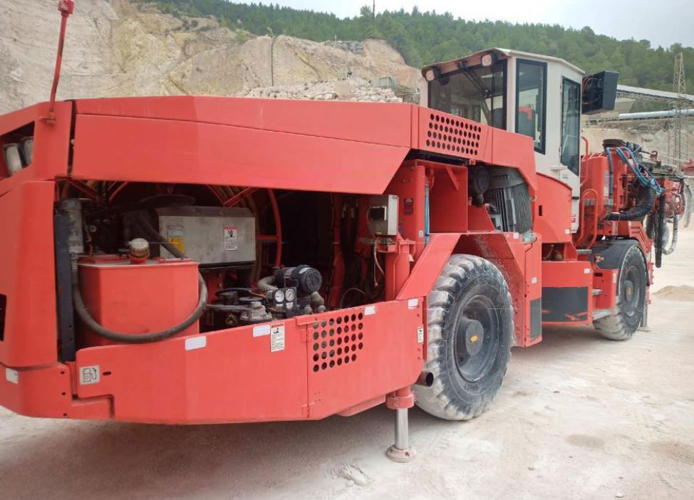 Sandvik DT820-SC - Direkcionalna bušilica: slika Sandvik DT820-SC - Direkcionalna bušilica Sandvik DT820-SC - Direkcionalna bušilica: slika Sandvik DT820-SC - Direkcionalna bušilica