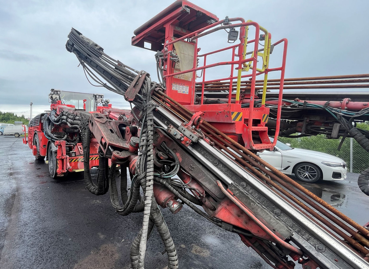 Sandvik DT922I - Direkcionalna bušilica: slika Sandvik DT922I - Direkcionalna bušilica Sandvik DT922I - Direkcionalna bušilica: slika Sandvik DT922I - Direkcionalna bušilica