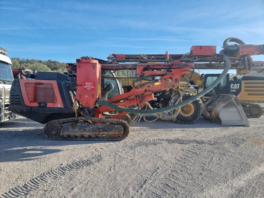 Sandvik Di200 - Platforma za bušenje: slika Sandvik Di200 - Platforma za bušenje Sandvik Di200 - Platforma za bušenje: slika Sandvik Di200 - Platforma za bušenje