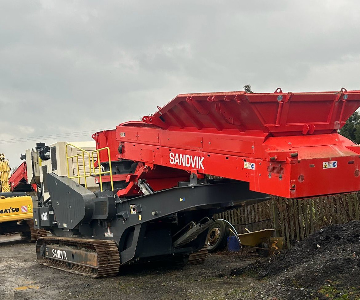 Sandvik QH332 - Konusna drobilica: slika Sandvik QH332 - Konusna drobilica Sandvik QH332 - Konusna drobilica: slika Sandvik QH332 - Konusna drobilica