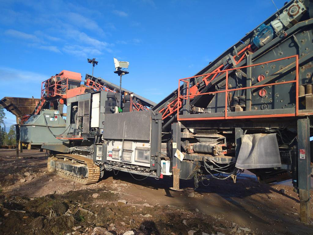 Sandvik UH640 - Mobilna drobilica: slika Sandvik UH640 - Mobilna drobilica Sandvik UH640 - Mobilna drobilica: slika Sandvik UH640 - Mobilna drobilica