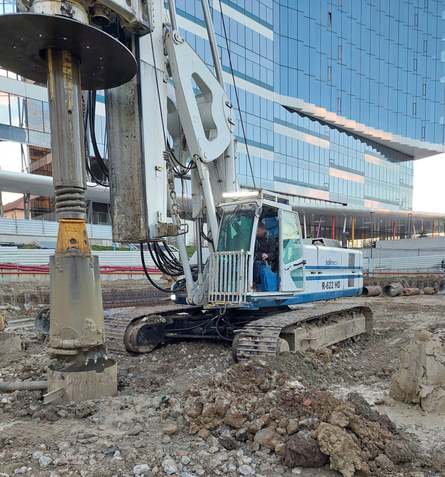 Soilmec R622 HD - Zabijač stupova: slika Soilmec R622 HD - Zabijač stupova Soilmec R622 HD - Zabijač stupova: slika Soilmec R622 HD - Zabijač stupova