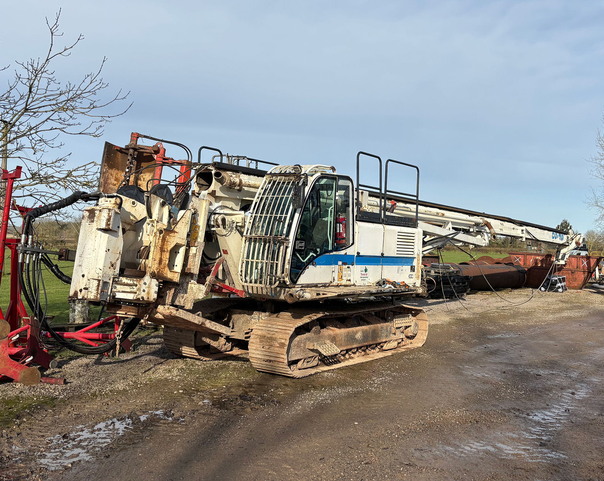 Soilmec SF-50 - Zabijač stupova: slika Soilmec SF-50 - Zabijač stupova Soilmec SF-50 - Zabijač stupova: slika Soilmec SF-50 - Zabijač stupova