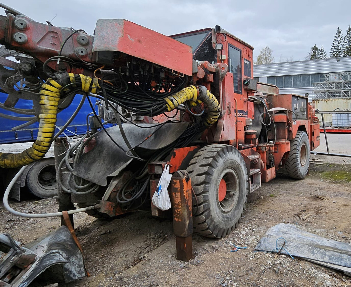 Tamrock Cabolt 530 - Direkcionalna bušilica: slika Tamrock Cabolt 530 - Direkcionalna bušilica Tamrock Cabolt 530 - Direkcionalna bušilica: slika Tamrock Cabolt 530 - Direkcionalna bušilica