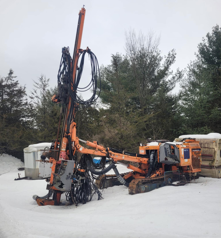 Tamrock Ranger 700 - Platforma za bušenje: slika Tamrock Ranger 700 - Platforma za bušenje Tamrock Ranger 700 - Platforma za bušenje: slika Tamrock Ranger 700 - Platforma za bušenje