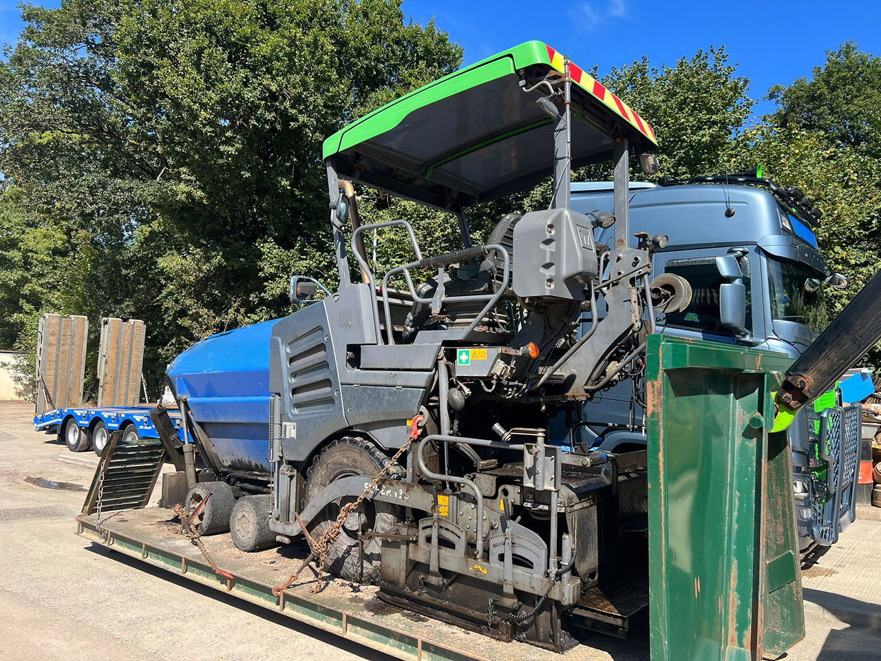 Vogele Super 1303-3i - Finišer za asfalt: slika Vogele Super 1303-3i - Finišer za asfalt Vogele Super 1303-3i - Finišer za asfalt: slika Vogele Super 1303-3i - Finišer za asfalt
