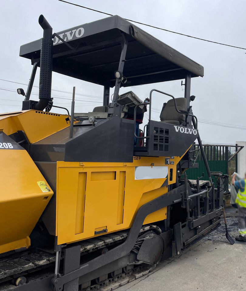 Volvo ABG 8820B - Finišer za asfalt: slika Volvo ABG 8820B - Finišer za asfalt Volvo ABG 8820B - Finišer za asfalt: slika Volvo ABG 8820B - Finišer za asfalt