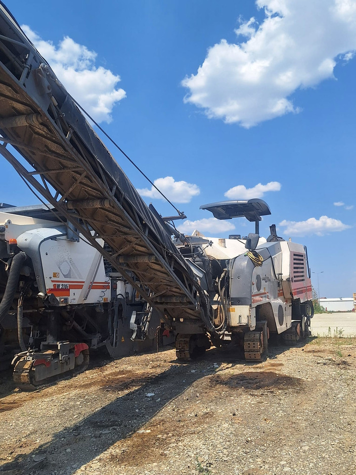 Wirtgen W 120 F - Hladni planer: slika Wirtgen W 120 F - Hladni planer Wirtgen W 120 F - Hladni planer: slika Wirtgen W 120 F - Hladni planer