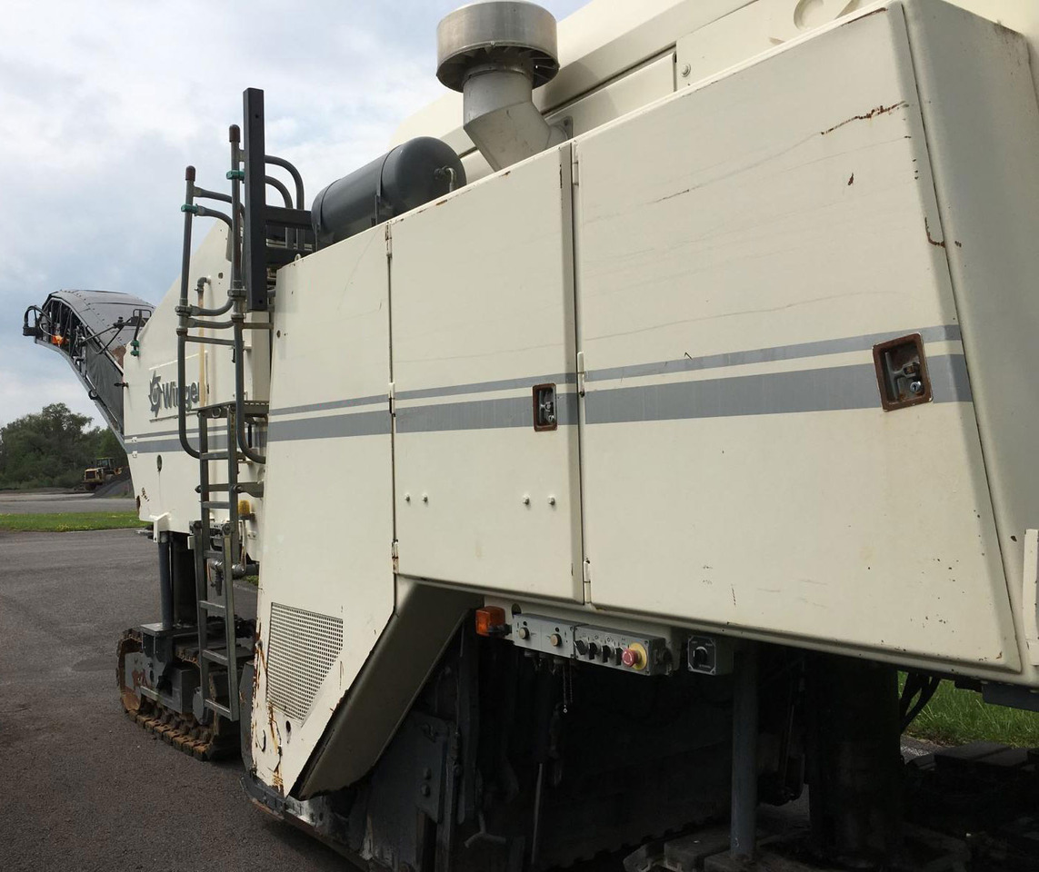 Wirtgen W 2000 - Hladni planer: slika Wirtgen W 2000 - Hladni planer Wirtgen W 2000 - Hladni planer: slika Wirtgen W 2000 - Hladni planer