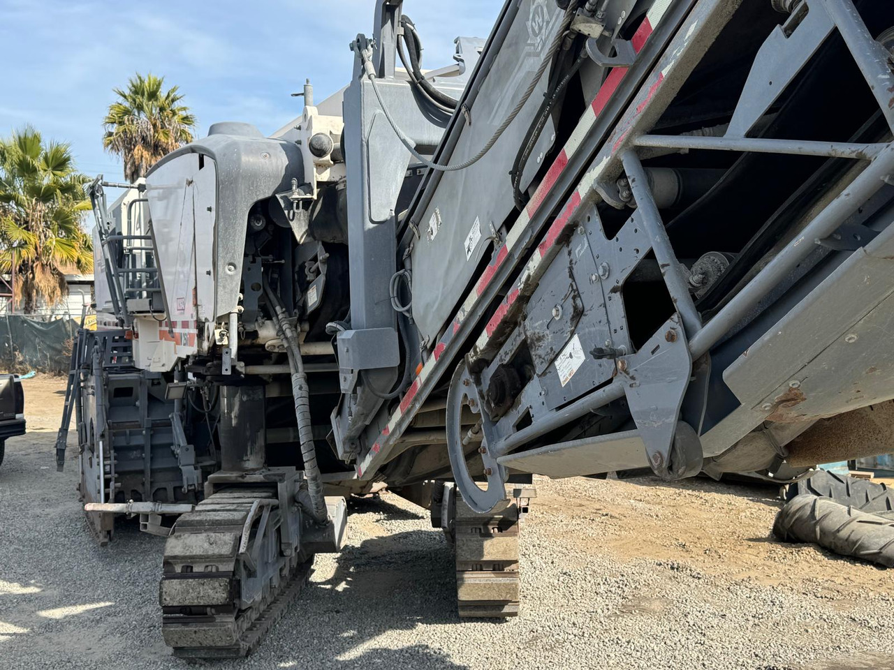 Wirtgen W 250 I - Hladni planer: slika Wirtgen W 250 I - Hladni planer Wirtgen W 250 I - Hladni planer: slika Wirtgen W 250 I - Hladni planer