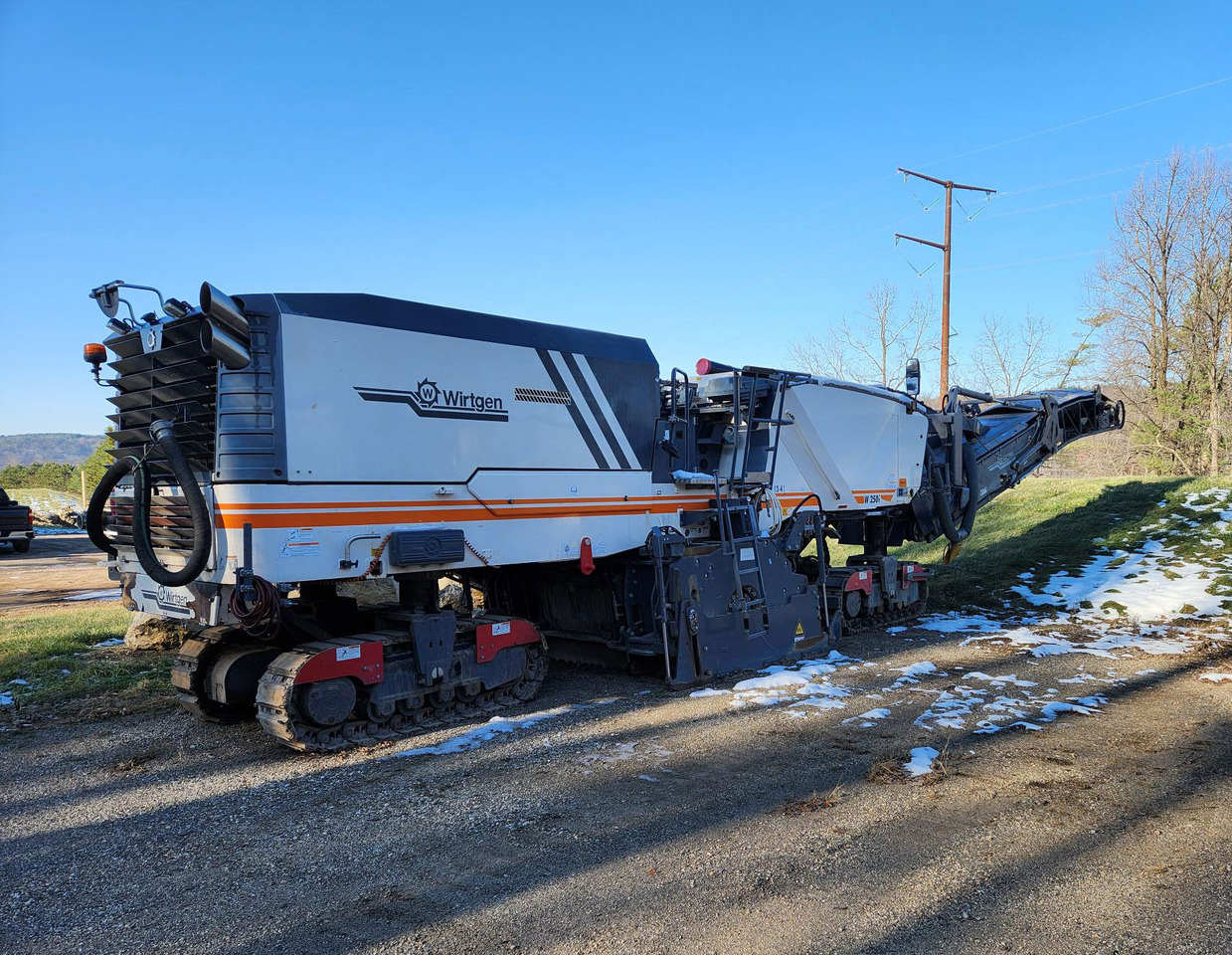 Wirtgen W 250 I - Hladni planer: slika Wirtgen W 250 I - Hladni planer Wirtgen W 250 I - Hladni planer: slika Wirtgen W 250 I - Hladni planer