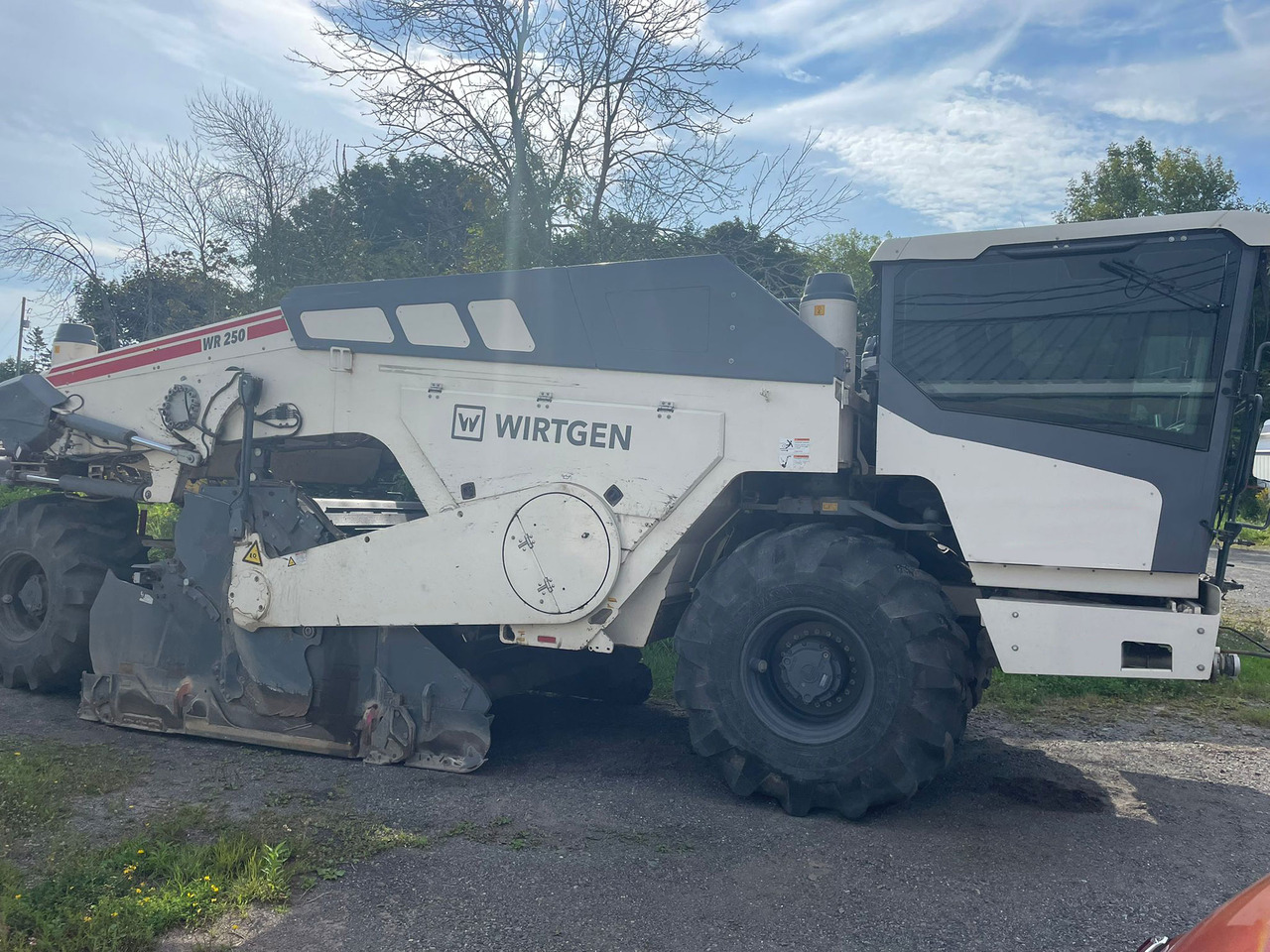 Wirtgen WR 250 - Stabilizator tla: slika Wirtgen WR 250 - Stabilizator tla Wirtgen WR 250 - Stabilizator tla: slika Wirtgen WR 250 - Stabilizator tla
