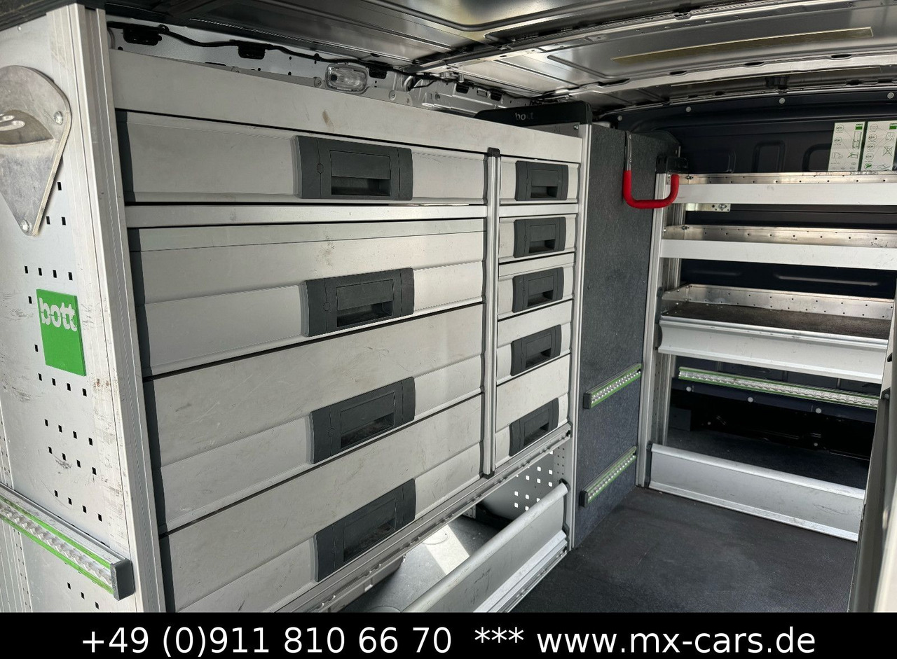 Mali kombi Mercedes-Benz Vito 116 CDi lang Klima 2 Schieb. Navi Regale: slika Mali kombi Mercedes-Benz Vito 116 CDi lang Klima 2 Schieb. Navi Regale