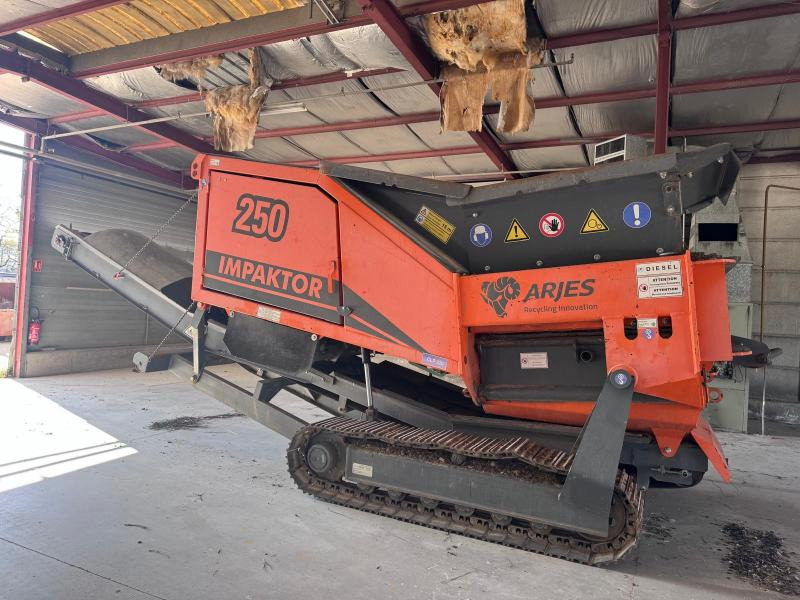 ARJES IMPACTOR 250 IMPACTOR 250 - Drobilica: slika ARJES IMPACTOR 250 IMPACTOR 250 - Drobilica ARJES IMPACTOR 250 IMPACTOR 250 - Drobilica: slika ARJES IMPACTOR 250 IMPACTOR 250 - Drobilica