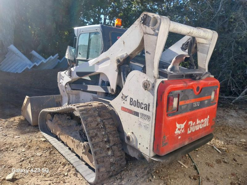 BOBCAT T870 - Kompaktni utovarivač gusjeničar: slika BOBCAT T870 - Kompaktni utovarivač gusjeničar BOBCAT T870 - Kompaktni utovarivač gusjeničar: slika BOBCAT T870 - Kompaktni utovarivač gusjeničar