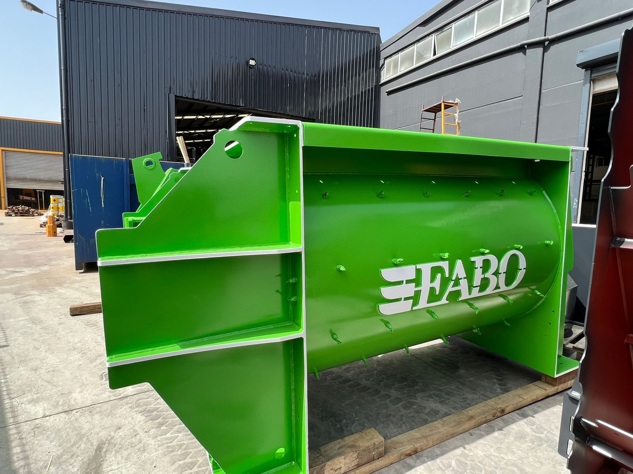 FABO Double Shaft Concrete Mixer ( Twin Shaft Mixer ) - Mješalica za beton: slika FABO Double Shaft Concrete Mixer ( Twin Shaft Mixer ) - Mješalica za beton FABO Double Shaft Concrete Mixer ( Twin Shaft Mixer ) - Mješalica za beton: slika FABO Double Shaft Concrete Mixer ( Twin Shaft Mixer ) - Mješalica za beton
