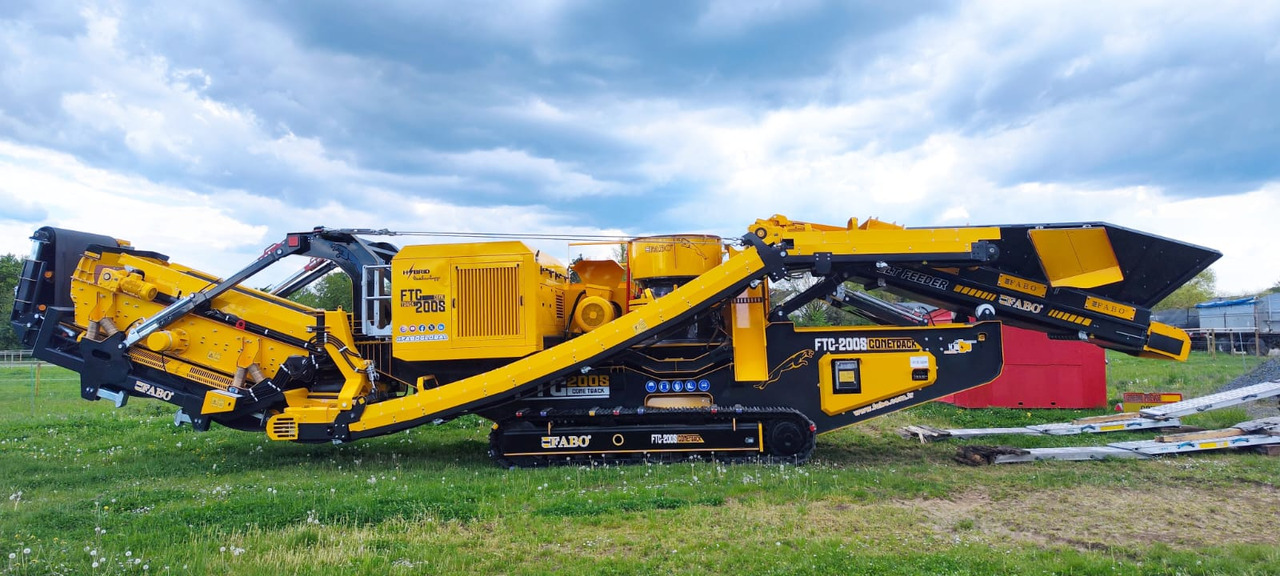 FABO FTC-200-S Mobile Cone Crusher With Screen - Mobilna drobilica: slika FABO FTC-200-S Mobile Cone Crusher With Screen - Mobilna drobilica FABO FTC-200-S Mobile Cone Crusher With Screen - Mobilna drobilica: slika FABO FTC-200-S Mobile Cone Crusher With Screen - Mobilna drobilica