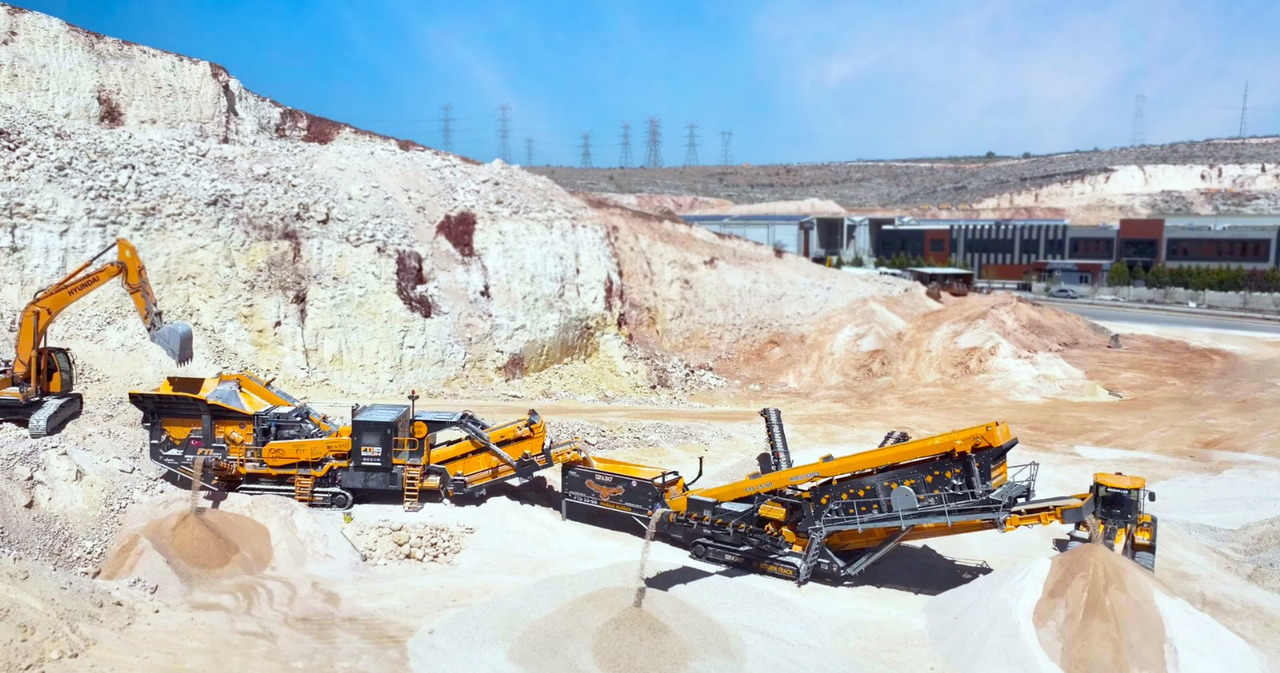 FABO FTI 130-S Mobile Crusher FTS 1560 Mobile Screen - Mobilna drobilica: slika FABO FTI 130-S Mobile Crusher FTS 1560 Mobile Screen - Mobilna drobilica FABO FTI 130-S Mobile Crusher FTS 1560 Mobile Screen - Mobilna drobilica: slika FABO FTI 130-S Mobile Crusher FTS 1560 Mobile Screen - Mobilna drobilica
