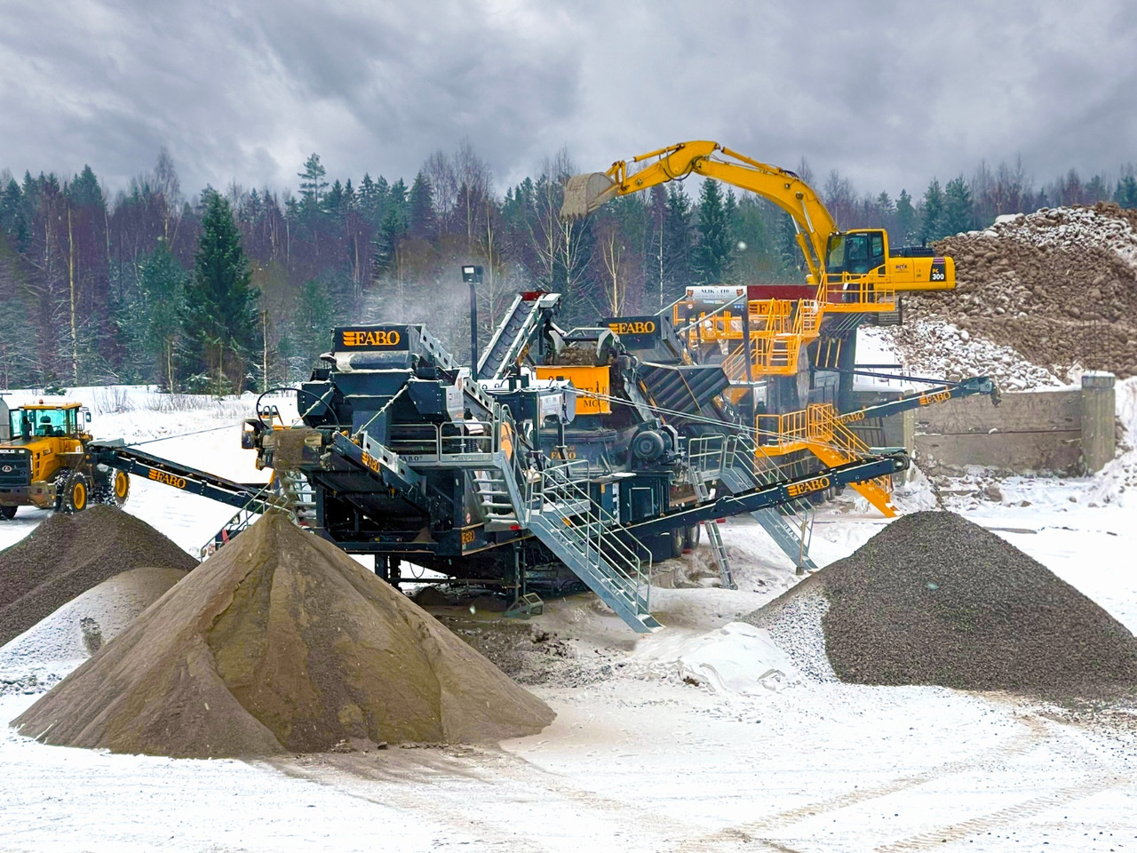 FABO Mobile crusher - Mobilna drobilica: slika FABO Mobile crusher - Mobilna drobilica FABO Mobile crusher - Mobilna drobilica: slika FABO Mobile crusher - Mobilna drobilica