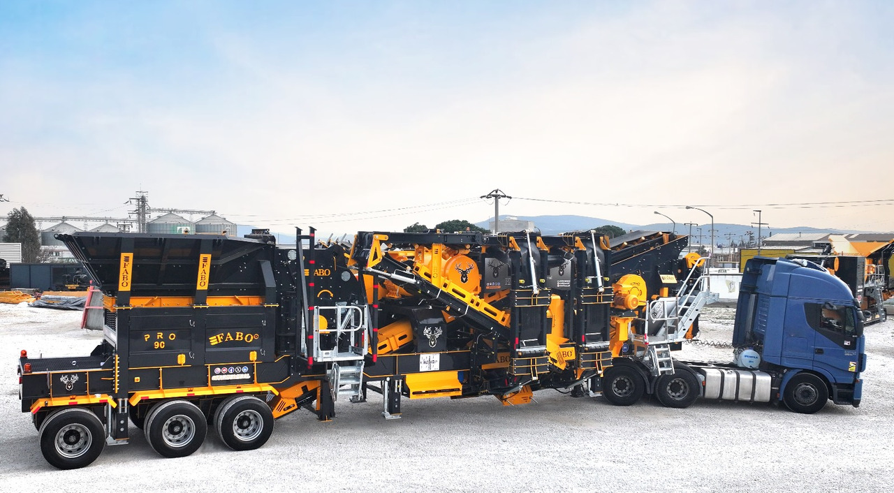 FABO Mobile crusher - Mobilna drobilica: slika FABO Mobile crusher - Mobilna drobilica FABO Mobile crusher - Mobilna drobilica: slika FABO Mobile crusher - Mobilna drobilica