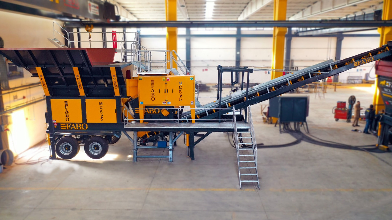 FABO Mobile crusher - Mobilna drobilica: slika FABO Mobile crusher - Mobilna drobilica FABO Mobile crusher - Mobilna drobilica: slika FABO Mobile crusher - Mobilna drobilica