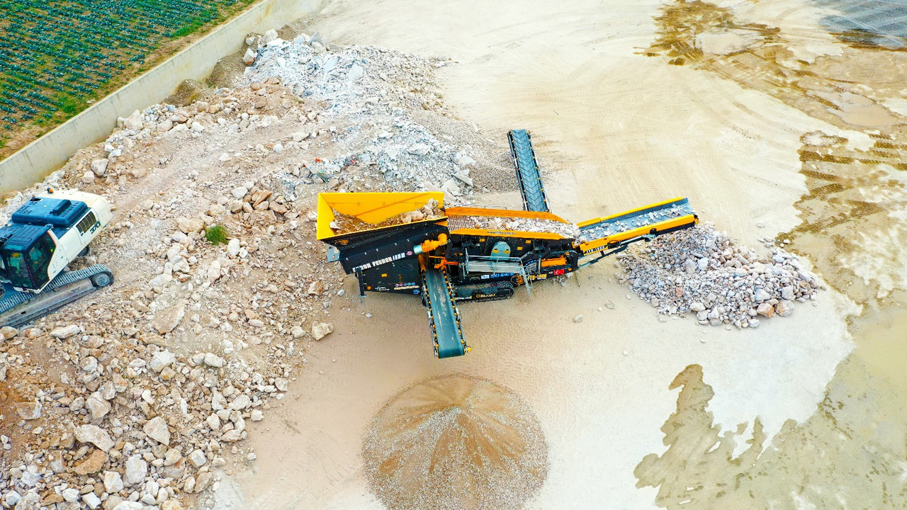 Novi Mobilna drobilica FABO Mobile crusher: slika Novi Mobilna drobilica FABO Mobile crusher Novi Mobilna drobilica FABO Mobile crusher: slika Novi Mobilna drobilica FABO Mobile crusher