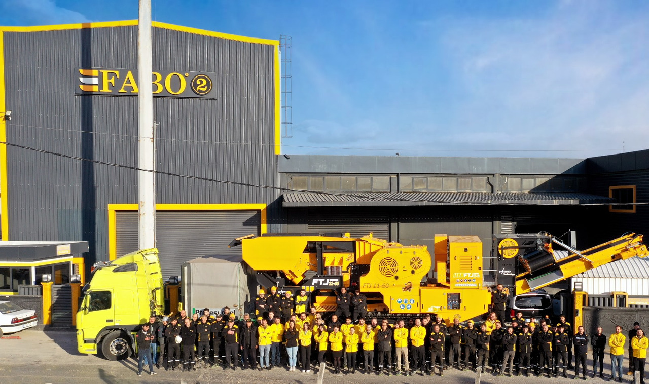 Novi Mobilna drobilica FABO Mobile crusher: slika Novi Mobilna drobilica FABO Mobile crusher