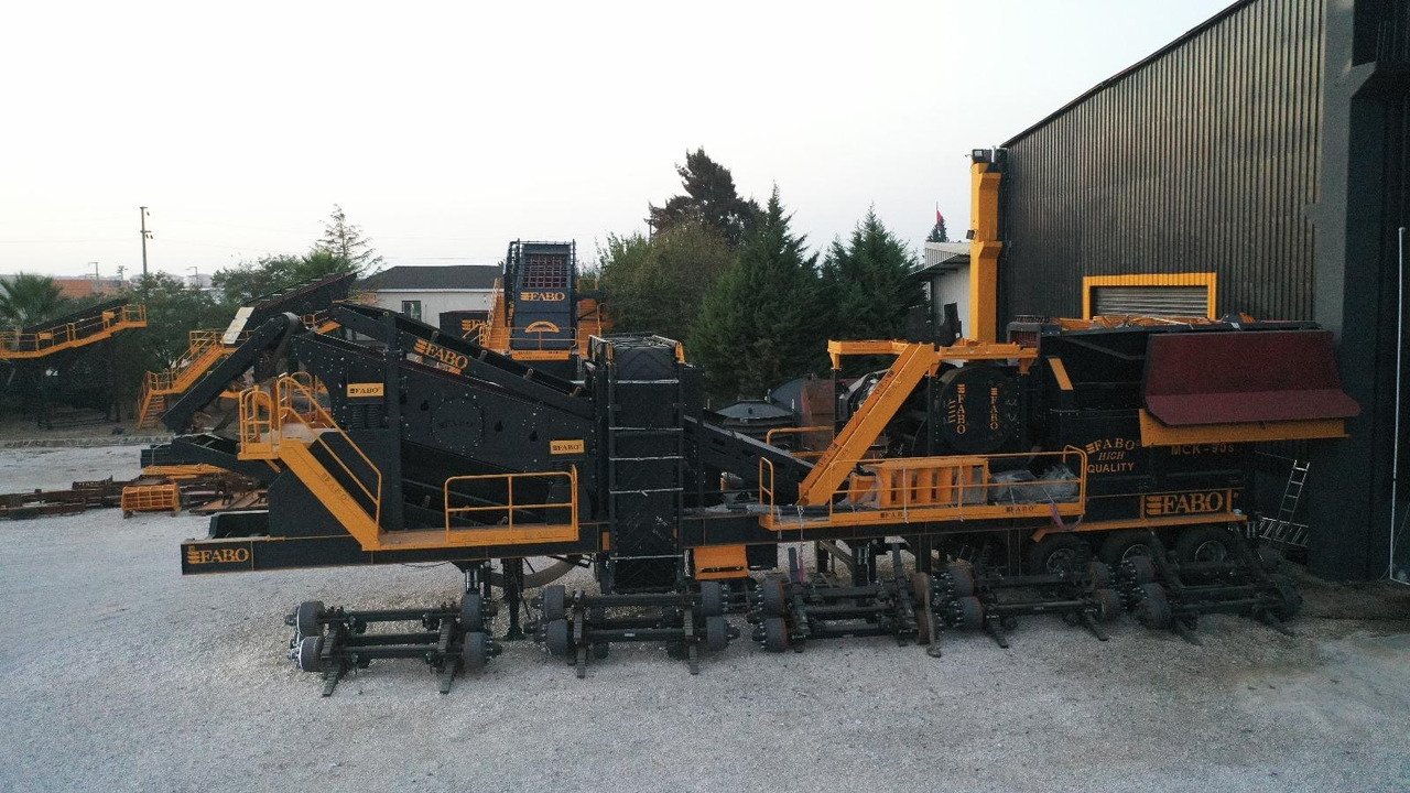 FABO Mobile crusher - Mobilna drobilica: slika FABO Mobile crusher - Mobilna drobilica FABO Mobile crusher - Mobilna drobilica: slika FABO Mobile crusher - Mobilna drobilica