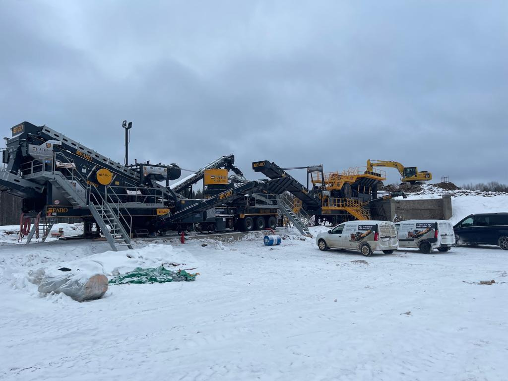 Novi Mobilna drobilica FABO Mobile crusher: slika Novi Mobilna drobilica FABO Mobile crusher