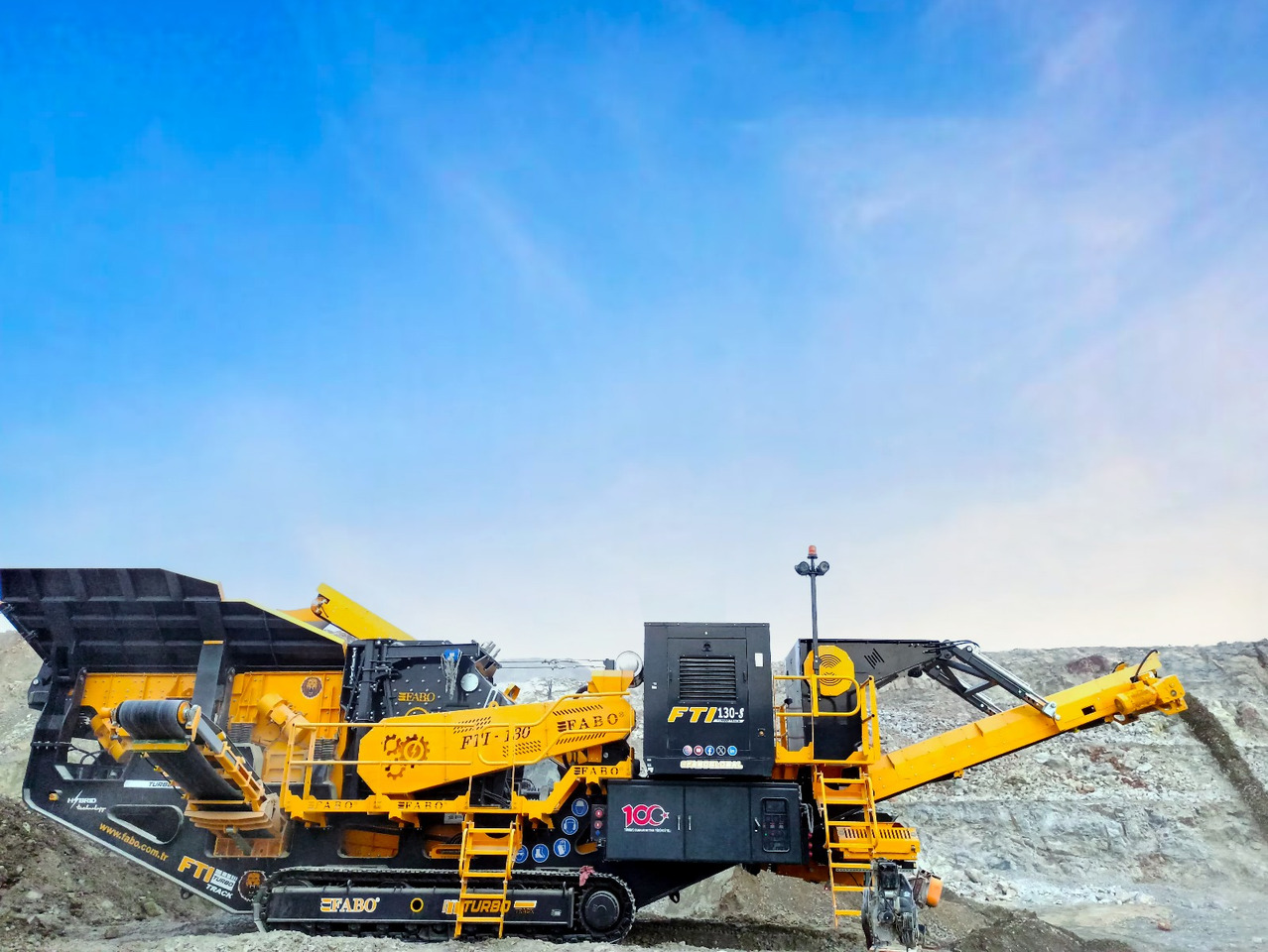 FABO Mobile crusher - Mobilna drobilica: slika FABO Mobile crusher - Mobilna drobilica FABO Mobile crusher - Mobilna drobilica: slika FABO Mobile crusher - Mobilna drobilica