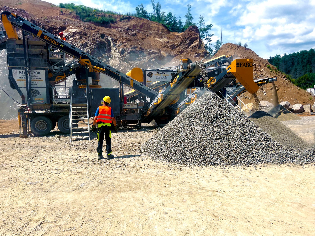 FABO Mobile crusher - Mobilna drobilica: slika FABO Mobile crusher - Mobilna drobilica FABO Mobile crusher - Mobilna drobilica: slika FABO Mobile crusher - Mobilna drobilica