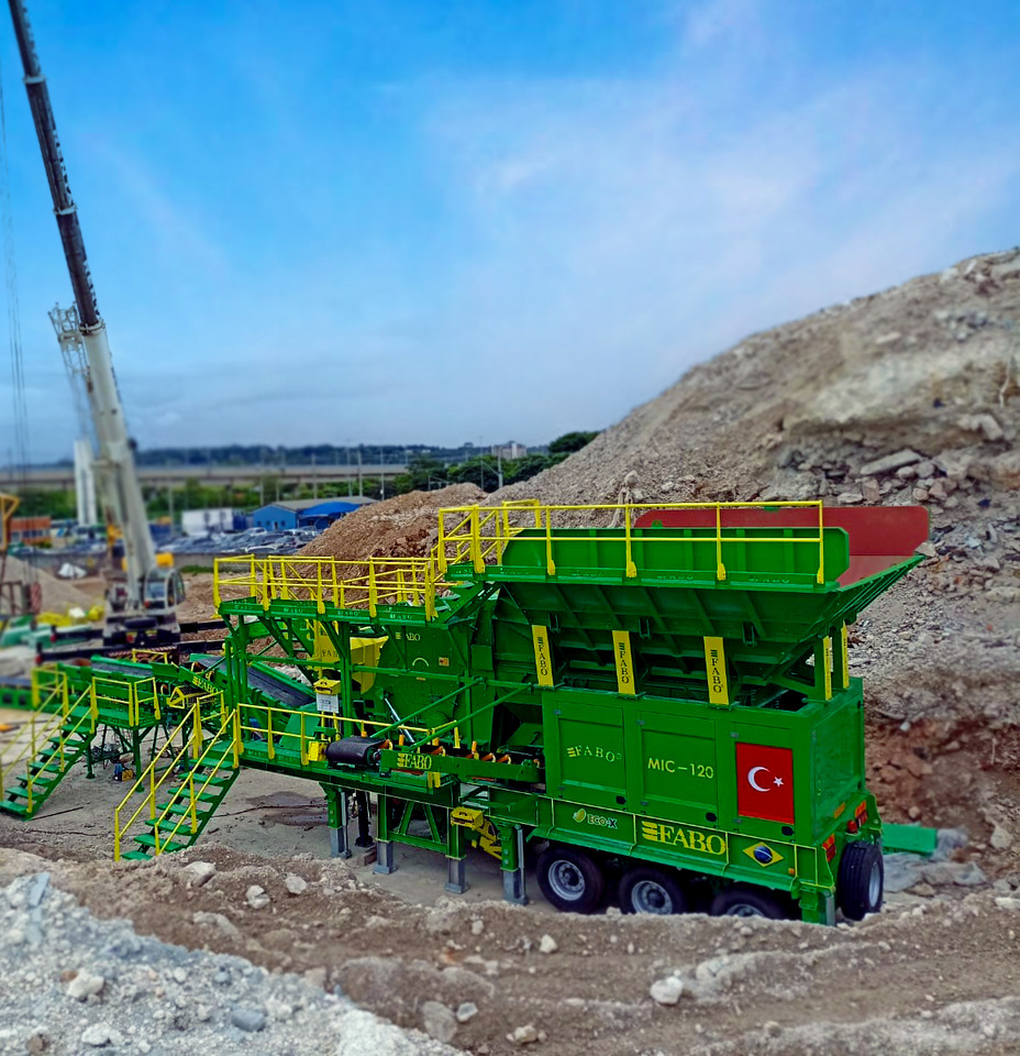 FABO Mobile crusher - Mobilna drobilica: slika FABO Mobile crusher - Mobilna drobilica FABO Mobile crusher - Mobilna drobilica: slika FABO Mobile crusher - Mobilna drobilica