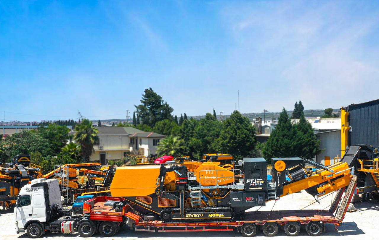 FABO Mobile crusher - Mobilna drobilica: slika FABO Mobile crusher - Mobilna drobilica FABO Mobile crusher - Mobilna drobilica: slika FABO Mobile crusher - Mobilna drobilica