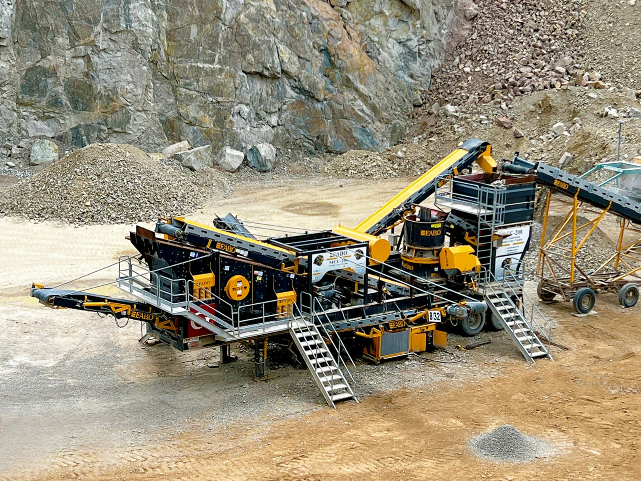 FABO mining machinery - crushing plant - Rudarski strojevi: slika FABO mining machinery - crushing plant - Rudarski strojevi FABO mining machinery - crushing plant - Rudarski strojevi: slika FABO mining machinery - crushing plant - Rudarski strojevi