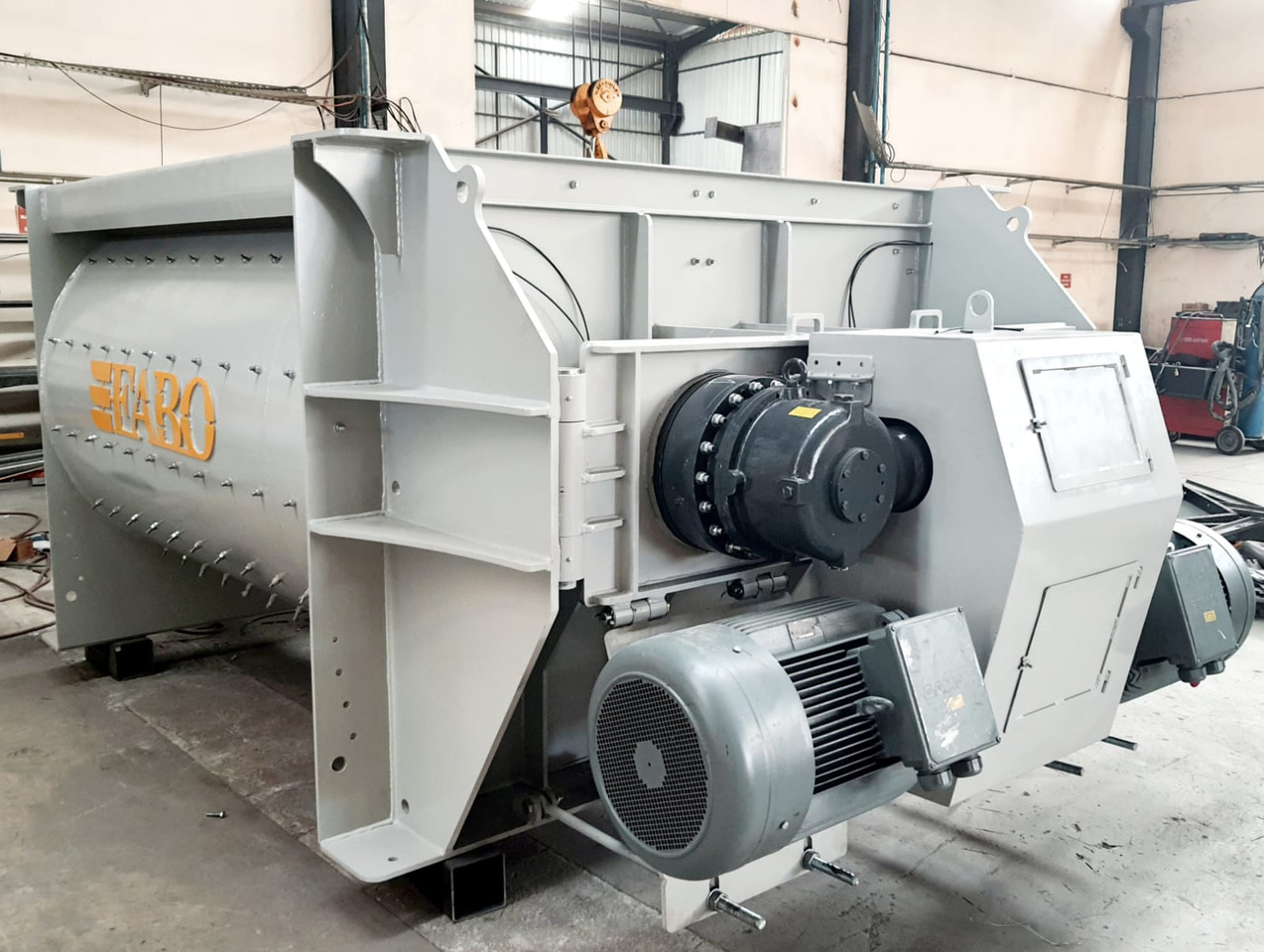 FABO twin shaft mixer - Mješalica za beton: slika FABO twin shaft mixer - Mješalica za beton FABO twin shaft mixer - Mješalica za beton: slika FABO twin shaft mixer - Mješalica za beton