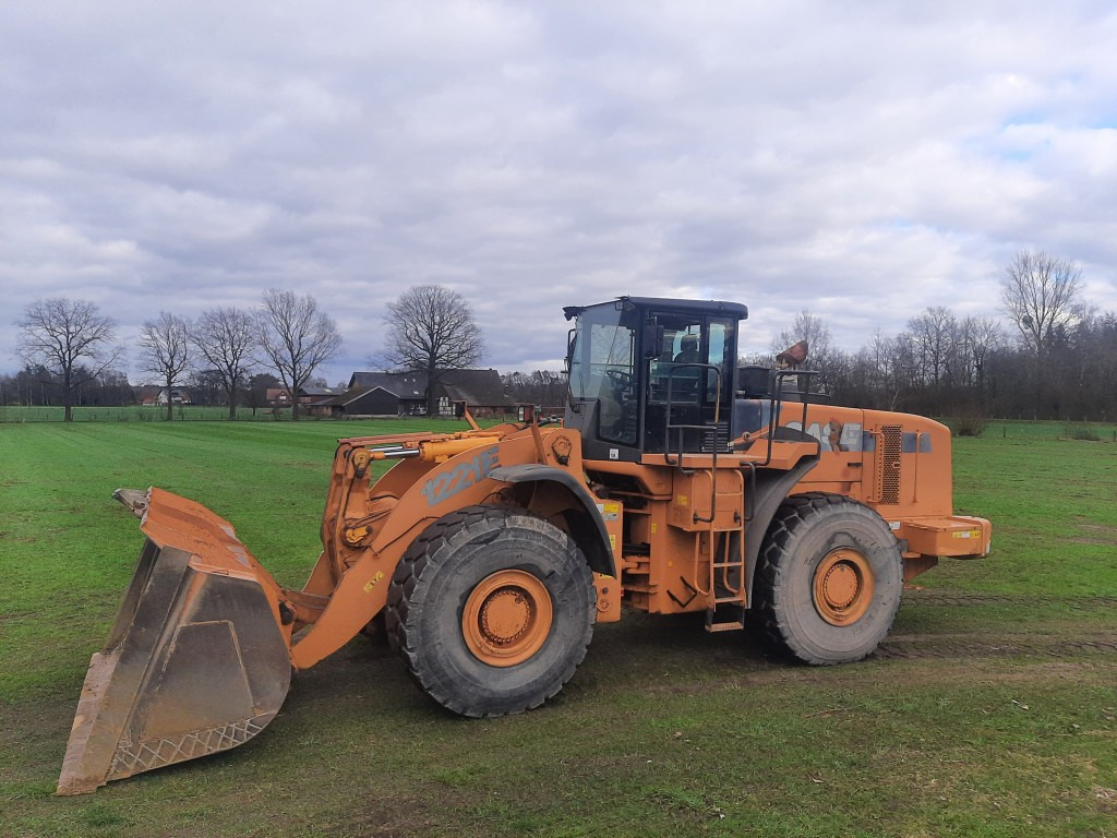 CASE RADLADER 1221 E 6,5 m³ Schaufel - Utovarivač na kotačima: slika CASE RADLADER 1221 E 6,5 m³ Schaufel - Utovarivač na kotačima CASE RADLADER 1221 E 6,5 m³ Schaufel - Utovarivač na kotačima: slika CASE RADLADER 1221 E 6,5 m³ Schaufel - Utovarivač na kotačima